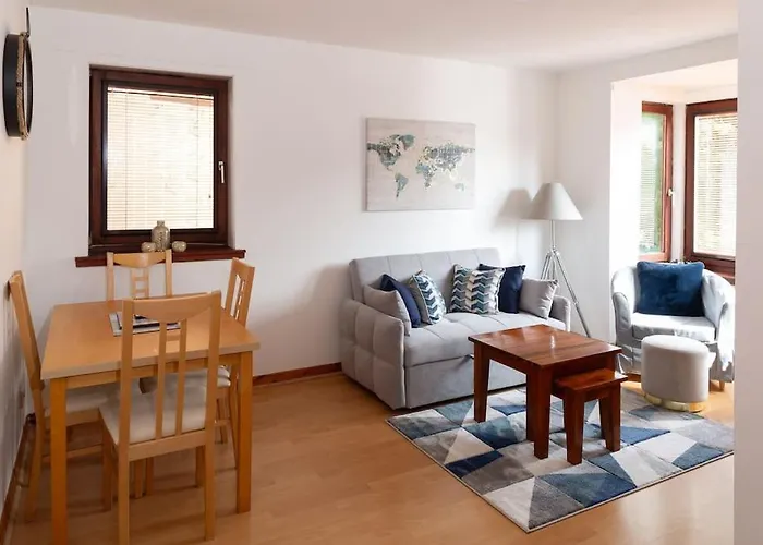 Executive Apartment By Inverkeithing Train Station